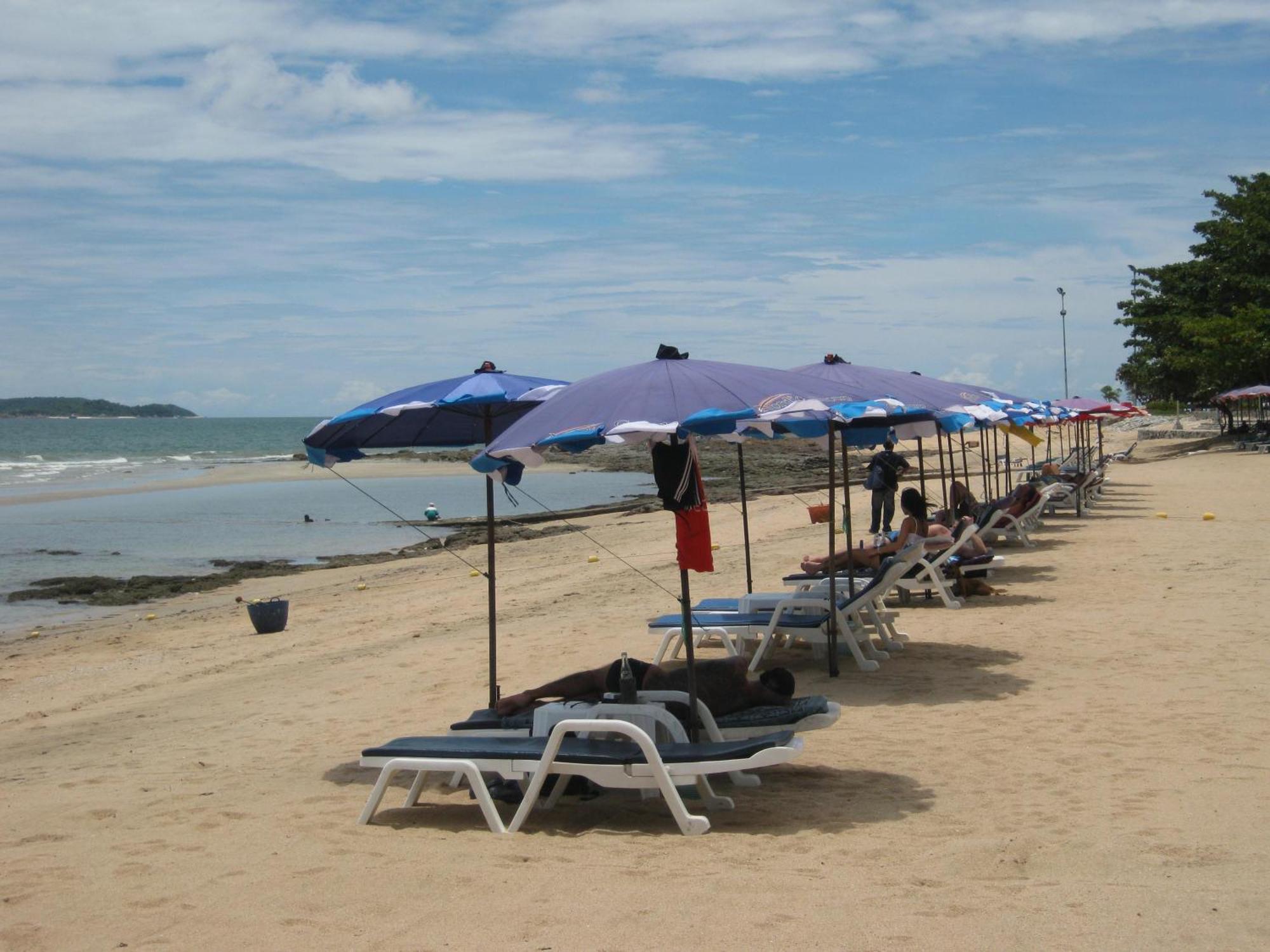 Hotel Baan Talay Pattaya Zewnętrze zdjęcie