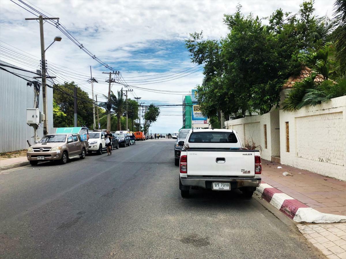 Hotel Baan Talay Pattaya Zewnętrze zdjęcie